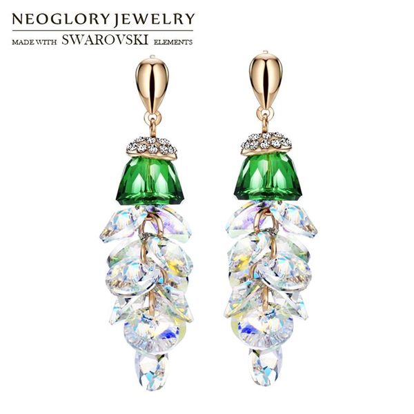 neoglory crystal & rhinestone dangle earrings green geometric exquisite jewelry lady embellished with crystals from chandelier, Silver
neoglory crystal & rhinestone dangle earrings green geometric exquisite jewelry lady embellished with crystals from chandelier, Silver