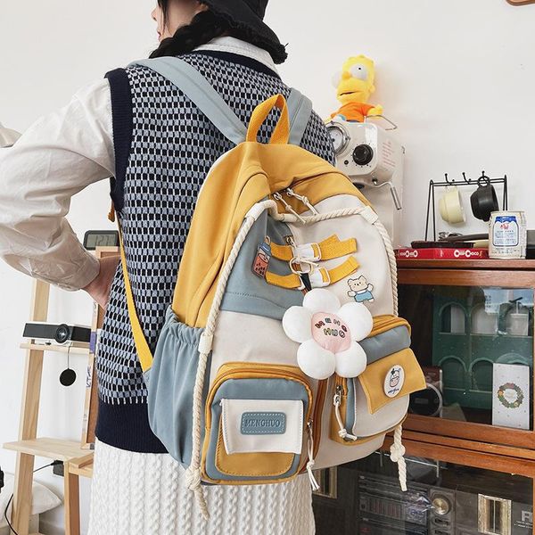 school bags backpack women's 2021 contrast nylon fashion outdoor high capacity schoolbag for junior and senior
school bags backpack women's 2021 contrast nylon fashion outdoor high capacity schoolbag for junior and senior