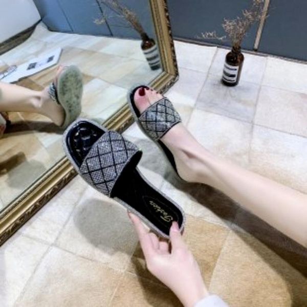 slippers 2021 rhinestone plaid large size women's summer fashion casual women shoes platform womens sandals slope heel, Black
slippers 2021 rhinestone plaid large size women's summer fashion casual women shoes platform womens sandals slope heel, Black