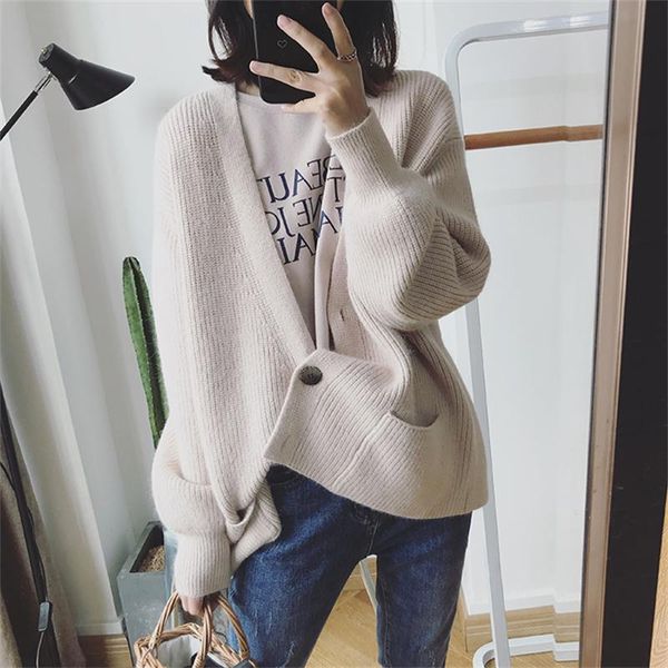 h.sa women winter sweater cardigans lantern sleeve v neck button big pocket knit jacket loose coat casual sueter feminino 210417, White;black
h.sa women winter sweater cardigans lantern sleeve v neck button big pocket knit jacket loose coat casual sueter feminino 210417, White;black