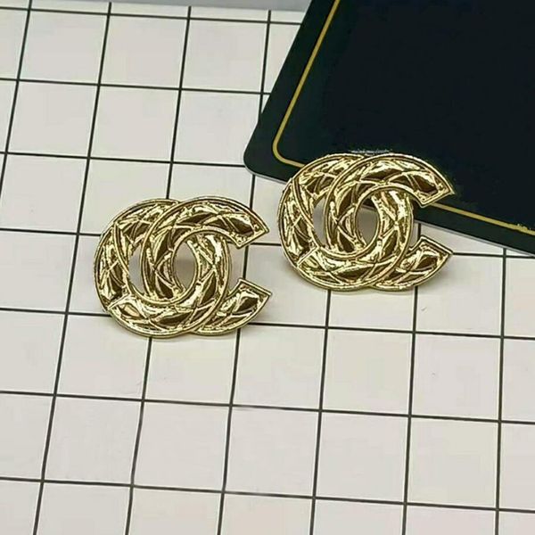 2styles 18k gold plated designer ear stud earrings brand designers geometry letters fashion women earring wedding party jewerlry classical s, Golden;silver
2styles 18k gold plated designer ear stud earrings brand designers geometry letters fashion women earring wedding party jewerlry classical s, Golden;silver