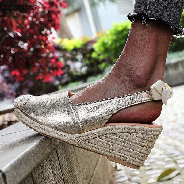sandals 2021 summer snake pattern large slope heel color matching rope women's baotou shoes, Black
sandals 2021 summer snake pattern large slope heel color matching rope women's baotou shoes, Black