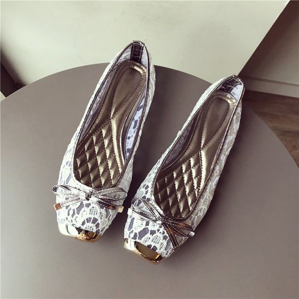 2021 Summer Flat Shoes Lace High Quality Big Size Women Shoes Womens Flats Office Ladies Brand Flats A011
2021 Summer Flat Shoes Lace High Quality Big Size Women Shoes Womens Flats Office Ladies Brand Flats A011