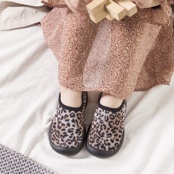 fashion leopard mesh breathable baby floor socks for 1-2 years old toddler boys girls foot first walkers idoor shoes, Pink;yellow
fashion leopard mesh breathable baby floor socks for 1-2 years old toddler boys girls foot first walkers idoor shoes, Pink;yellow