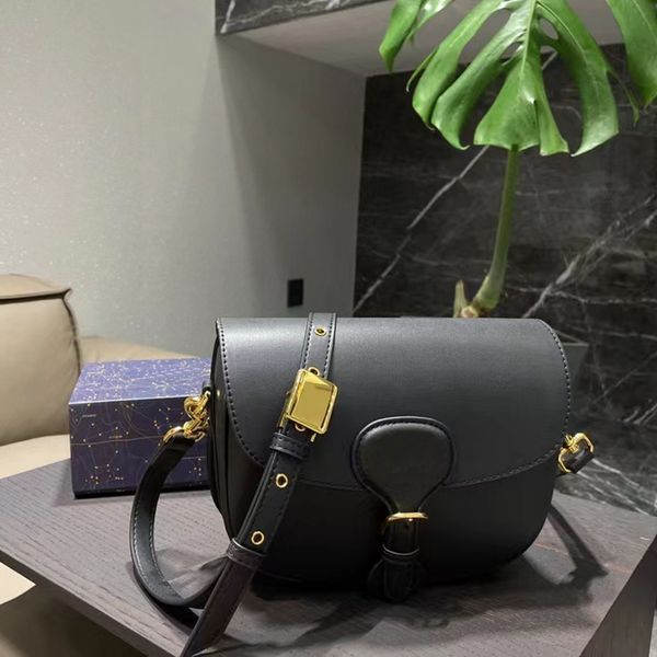 cross body handbags crossbody bag shoulder bag wallets genuine leather different colors various styles with original box size 22 17 cm
cross body handbags crossbody bag shoulder bag wallets genuine leather different colors various styles with original box size 22 17 cm