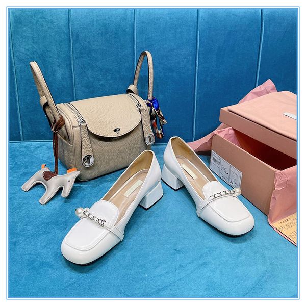 2021 summer fashion beach ladies sandals comfortable rhinestone platform wedges women shoes footwear square toe slides with box, Black
2021 summer fashion beach ladies sandals comfortable rhinestone platform wedges women shoes footwear square toe slides with box, Black
