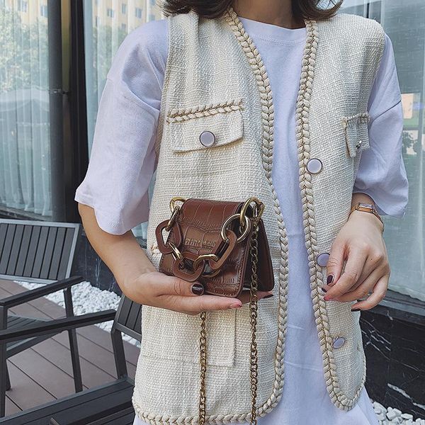 saddle fashion mini women shoulder bags designer brand acrylic chain handbags luxury pu leather female crossbody bag small purse cross body
saddle fashion mini women shoulder bags designer brand acrylic chain handbags luxury pu leather female crossbody bag small purse cross body