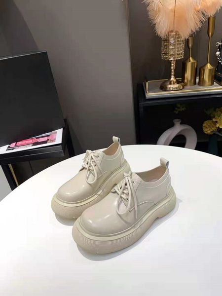 2021 designer's latest custom logo women's short boots leather non slip rubber sole luxury comfort exquisite technology 35-42, Black
2021 designer's latest custom logo women's short boots leather non slip rubber sole luxury comfort exquisite technology 35-42, Black