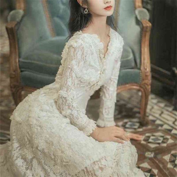 white lace elegant woman's dress full-sleeve high waist v-neck vintage evening dresses female birthday party bodycon 210603, Black;gray
white lace elegant woman's dress full-sleeve high waist v-neck vintage evening dresses female birthday party bodycon 210603, Black;gray