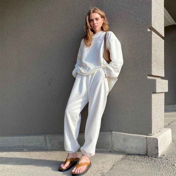 fall fashion long sleeve round neck drop shoulder casual sweater pants set pure color loose homewear can be weared outside 210515, White
fall fashion long sleeve round neck drop shoulder casual sweater pants set pure color loose homewear can be weared outside 210515, White