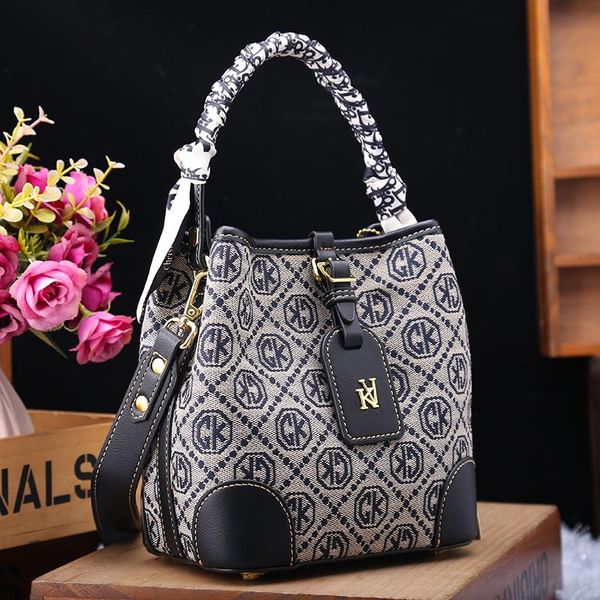 evening bags ladies first layer cowhide presbyopic bucket bag 2021 fashion multifunctional shoulder messenger handbags purses luis vitton
evening bags ladies first layer cowhide presbyopic bucket bag 2021 fashion multifunctional shoulder messenger handbags purses luis vitton