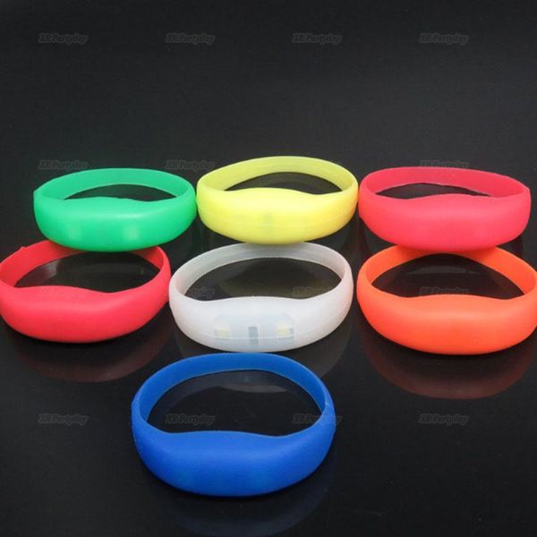 flash led light party concert show silicon bracelet bangle wristband voice control up silicone decoration
flash led light party concert show silicon bracelet bangle wristband voice control up silicone decoration