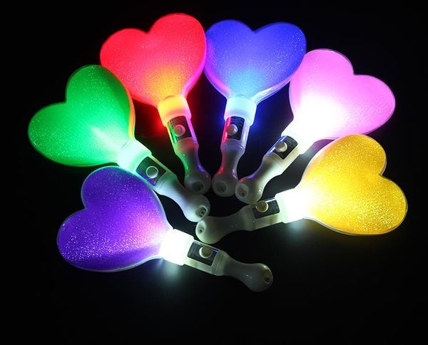 party decoration 100pcs cute heart shape led stick flashing light glow in the dark wedding concert event supplies
party decoration 100pcs cute heart shape led stick flashing light glow in the dark wedding concert event supplies