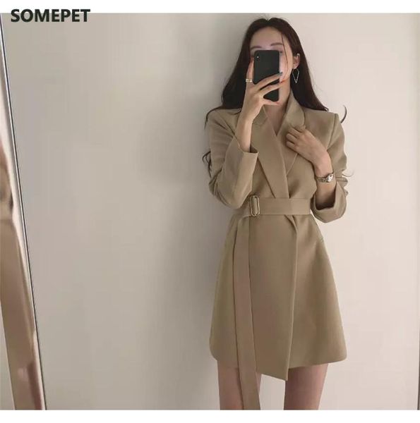 autumn women's long blazers jacket with belt female notched outerwear office lady coat england style suits &, White;black
autumn women's long blazers jacket with belt female notched outerwear office lady coat england style suits &, White;black