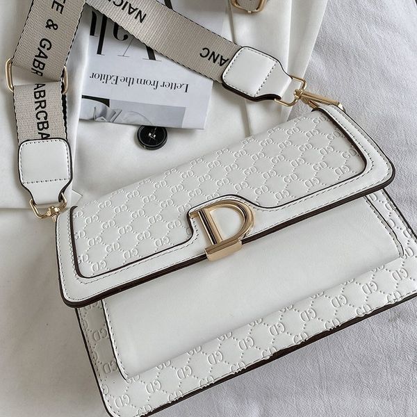 bag women's bag new fashion simple single shoulder summer letter embossed broadband messenger small square outlet purse
bag women's bag new fashion simple single shoulder summer letter embossed broadband messenger small square outlet purse