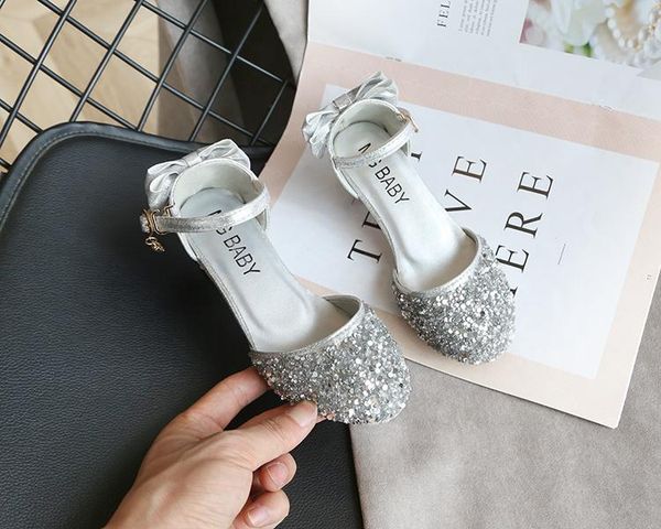 sandals for girls kids fashion high heels children spring summer princess party shoes casual bow worn round toe 2021, Black;red
sandals for girls kids fashion high heels children spring summer princess party shoes casual bow worn round toe 2021, Black;red
