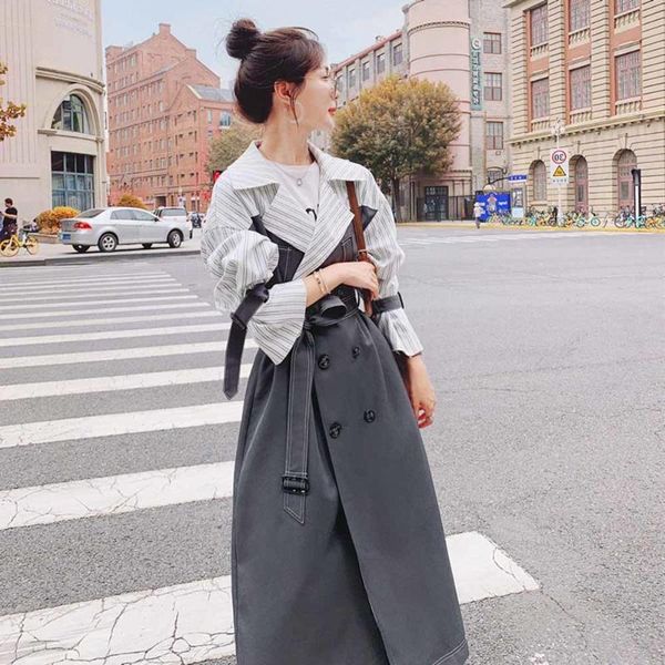 women's trench coats windbreaker 2021 spring autumn stripe stitching double-breasted korean loose straight lapel fashion coat, Tan;black
women's trench coats windbreaker 2021 spring autumn stripe stitching double-breasted korean loose straight lapel fashion coat, Tan;black