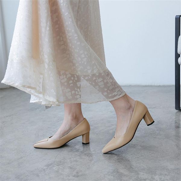 dress shoes plus size 34-48 women high heels female pumps pointed toe wedding spring autumn elegant offical ladies, Black
dress shoes plus size 34-48 women high heels female pumps pointed toe wedding spring autumn elegant offical ladies, Black