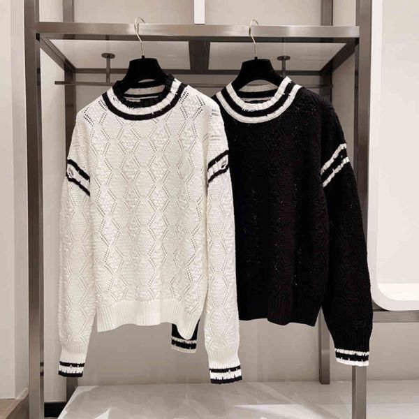 2022 early spring famous brand designer sweater women sweater fashion knitting winter jacket,c-brand, White;black
2022 early spring famous brand designer sweater women sweater fashion knitting winter jacket,c-brand, White;black