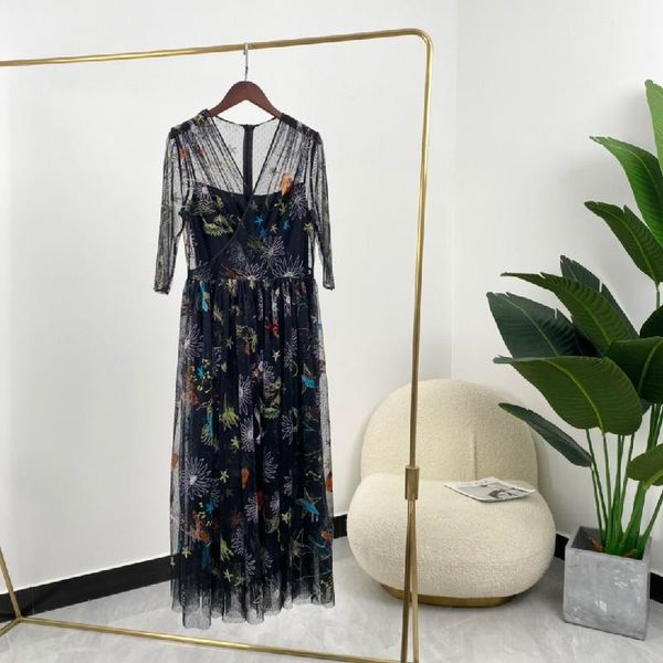 casual dresses black mesh embroidery women 2021 spring cross v-neck 3/4 sleeve elegant vintage clothes, Black;gray
casual dresses black mesh embroidery women 2021 spring cross v-neck 3/4 sleeve elegant vintage clothes, Black;gray