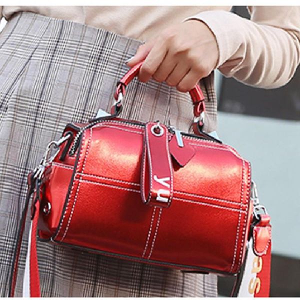 evening bags split leather women pillow 2021 fashion all match sequins one shoulder ladies famous handbags grand sac femme cc
evening bags split leather women pillow 2021 fashion all match sequins one shoulder ladies famous handbags grand sac femme cc