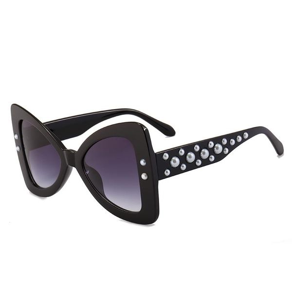 sunglasses women brand designer triangle rhinestone crystal ladies fashion sung lasses oculos feminino eyewear, White;black 
sunglasses women brand designer triangle rhinestone crystal ladies fashion sung lasses oculos feminino eyewear, White;black