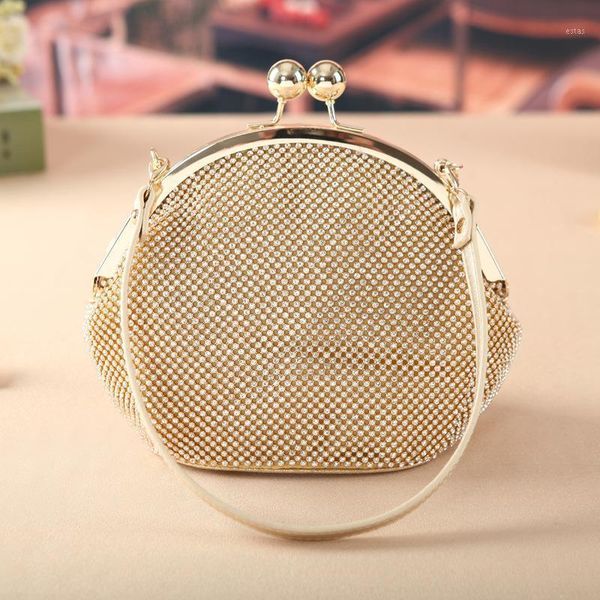 evening bags 2021 exquisite beaded bag for women day clutches elegant pearl rhinestones party holder special egg shape ladies purse1
evening bags 2021 exquisite beaded bag for women day clutches elegant pearl rhinestones party holder special egg shape ladies purse1