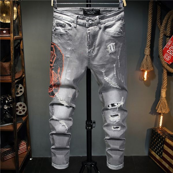 fashion jeans autumn and winter tattered cat beard men's slim pp washed grey drill tight elastic pants 1985, Blue
fashion jeans autumn and winter tattered cat beard men's slim pp washed grey drill tight elastic pants 1985, Blue