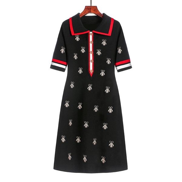 20212021 spring summer knit cartoon embroidered polo dress woman plus size black casual knee-length straight dresses female, Black;gray
20212021 spring summer knit cartoon embroidered polo dress woman plus size black casual knee-length straight dresses female, Black;gray