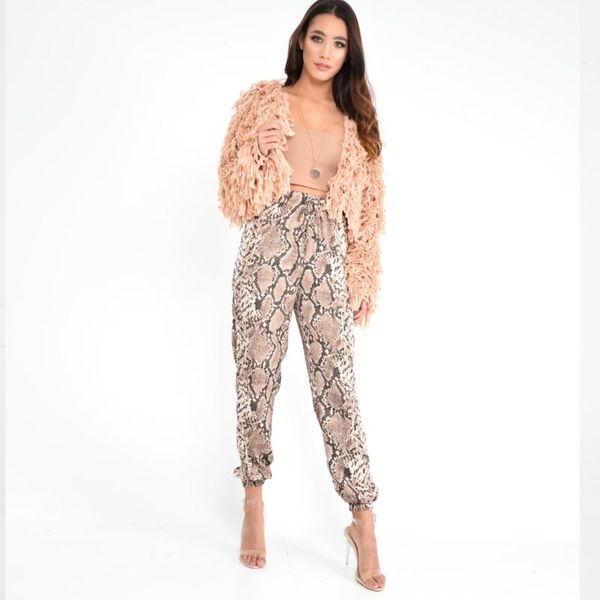 women's pants & capris women animal pattern trouser casual snake skin printed harem elastic pleated female ankle length trousers, Black;white
women's pants & capris women animal pattern trouser casual snake skin printed harem elastic pleated female ankle length trousers, Black;white
