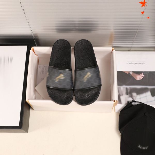 luxurys men slippers designer rubber slides sandal mens designers flat fashion shoes beach flip flops flower with box size 39-45 -g256, Black
luxurys men slippers designer rubber slides sandal mens designers flat fashion shoes beach flip flops flower with box size 39-45 -g256, Black