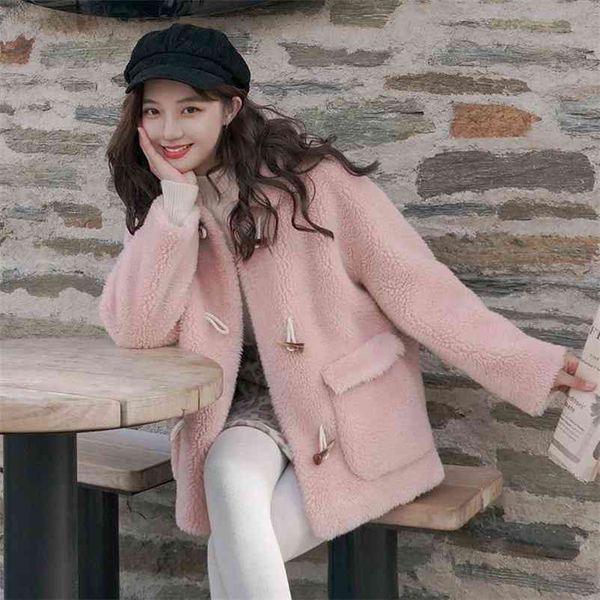 women autumn winter korean thick horn button pocket lamb fur outwears vintage warm plus size faux jacket coat 210519, Black
women autumn winter korean thick horn button pocket lamb fur outwears vintage warm plus size faux jacket coat 210519, Black