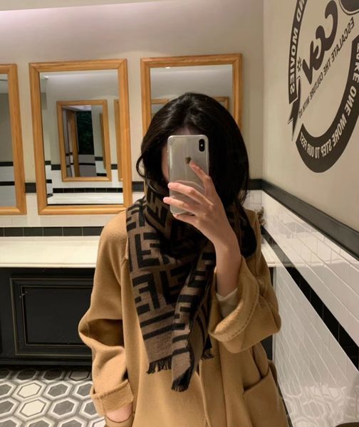 70% off old flower large letter imitation cashmere women's autumn and winter 2021 new warm scarf shawl, Blue;gray
70% off old flower large letter imitation cashmere women's autumn and winter 2021 new warm scarf shawl, Blue;gray