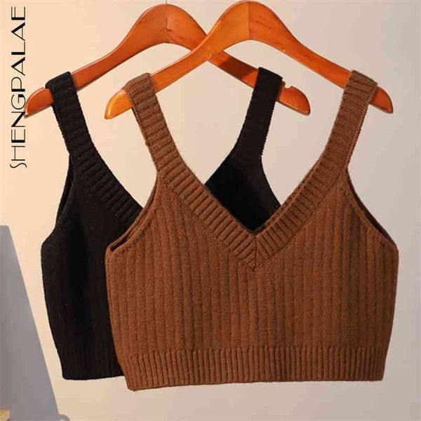 minimalist knitted camisole waistcoat women's spring double v-neck simple short vest female 5b656 210427, Black;white
minimalist knitted camisole waistcoat women's spring double v-neck simple short vest female 5b656 210427, Black;white
