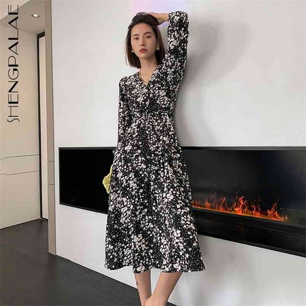 elegant foloral derss women's summer v-neck loose lace up waist long sleeve mid-calf dresses female 5c926 210427, White
elegant foloral derss women's summer v-neck loose lace up waist long sleeve mid-calf dresses female 5c926 210427, White