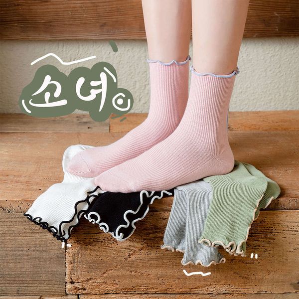 autumn female socks ear side pile solid color small fresh literary and artistic medium tube, Black;white
autumn female socks ear side pile solid color small fresh literary and artistic medium tube, Black;white