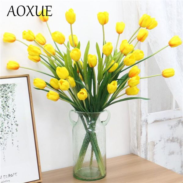 bouquet of 5 heads silk tulips artificial flowers and green leaves for wedding party home decoration simulation fake decorative & wreaths
bouquet of 5 heads silk tulips artificial flowers and green leaves for wedding party home decoration simulation fake decorative & wreaths