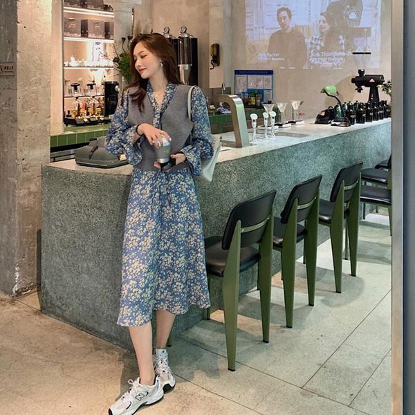 casual dresses women long sleeve floral slim v-neck high waist french fashion trendy elegant flare ruffles leisure daily date party, Black;gray
casual dresses women long sleeve floral slim v-neck high waist french fashion trendy elegant flare ruffles leisure daily date party, Black;gray