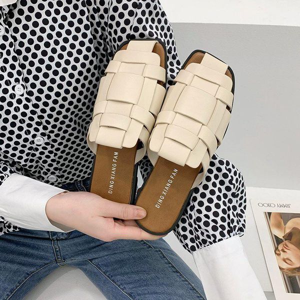 shoes female summer wave hand-woven vintage baotou word flat bottom outdoor sandals and slippers, Black
shoes female summer wave hand-woven vintage baotou word flat bottom outdoor sandals and slippers, Black