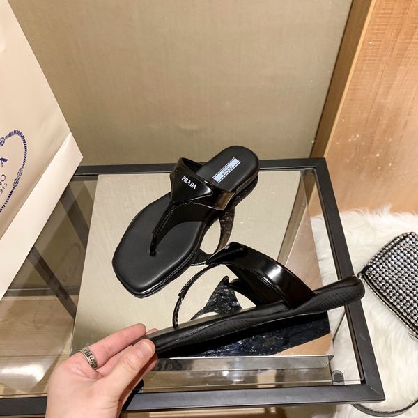 slipper p family triangle shaped slippers 2021 summer new flat shoes with square head and open toezly 2rgb, Black
slipper p family triangle shaped slippers 2021 summer new flat shoes with square head and open toezly 2rgb, Black