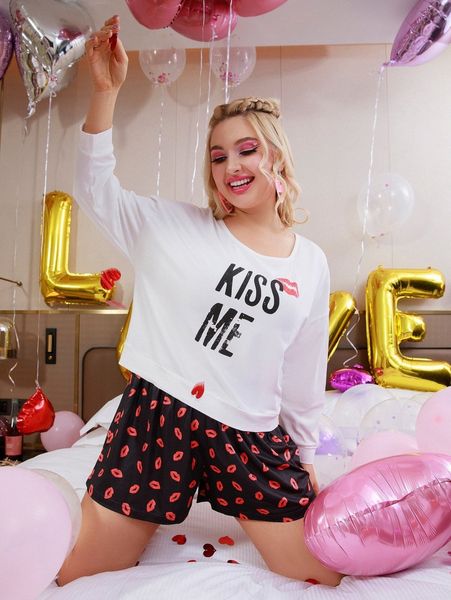 plus slogan & lip print drop shoulder & shorts pj set p5pw#, Black;white
plus slogan & lip print drop shoulder & shorts pj set p5pw#, Black;white