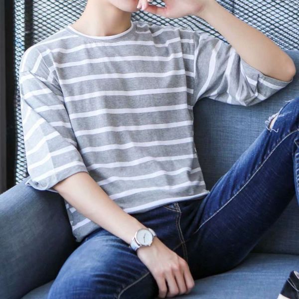 men's shirt summer season stripe loose korean / 7 5 men's short sleeve t-shirt student trend clothes, White;black
men's shirt summer season stripe loose korean / 7 5 men's short sleeve t-shirt student trend clothes, White;black
