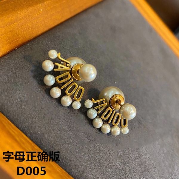 design jewelry 925 silver needle sector pearl earrings new fashion simple versatile letter earrings for women 01
design jewelry 925 silver needle sector pearl earrings new fashion simple versatile letter earrings for women 01