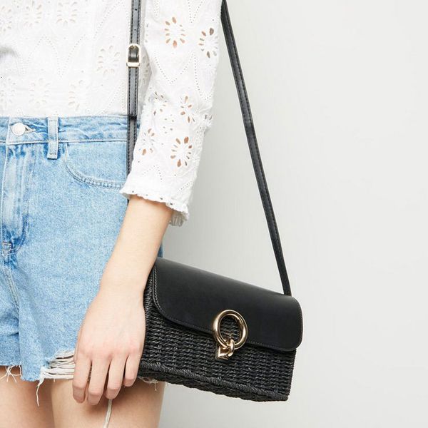 rattan capacity designer wicker fashion hand woven beach vacation, Black;red
rattan capacity designer wicker fashion hand woven beach vacation, Black;red