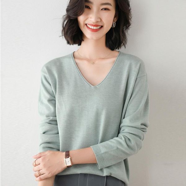 women's sweaters autumn long-sleeve knitwear loose v-neck bottoming shirt, White;black
women's sweaters autumn long-sleeve knitwear loose v-neck bottoming shirt, White;black