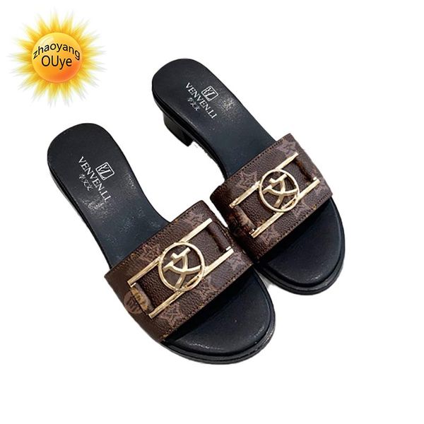 women's slippers summer wear anti slip hardware decorative home sandals fashion trend middle heel, Black
women's slippers summer wear anti slip hardware decorative home sandals fashion trend middle heel, Black