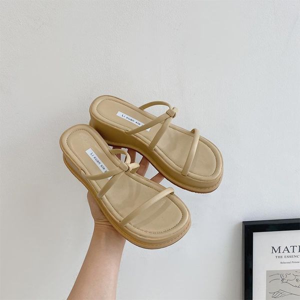 slippers high-heeled shoes lady flat slides slipers women fashion platform 2021 luxury scandals sweet pu rubber femal, Black
slippers high-heeled shoes lady flat slides slipers women fashion platform 2021 luxury scandals sweet pu rubber femal, Black