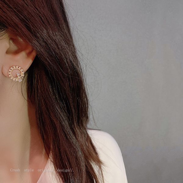 925 silver needle pearl diamond bow fashion court style circle temperament personality earrings
925 silver needle pearl diamond bow fashion court style circle temperament personality earrings