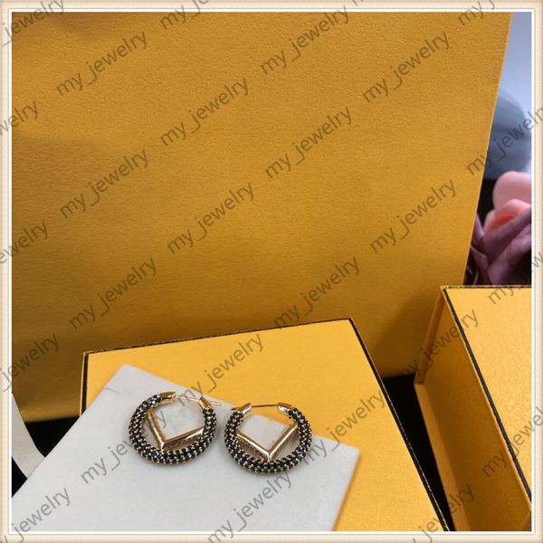 fashion women earings jewelry luxurys designers earrings brands gold ear studs designer pearl earrings 925 des boucles nice 11110904t, Golden;silver
fashion women earings jewelry luxurys designers earrings brands gold ear studs designer pearl earrings 925 des boucles nice 11110904t, Golden;silver