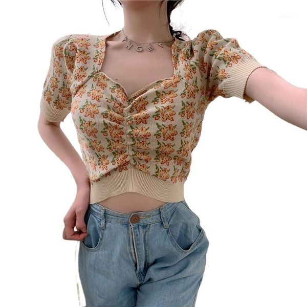 women's t-shirt summer 2021 french retro square neck floral foam sleeve knitted short high waist top, White
women's t-shirt summer 2021 french retro square neck floral foam sleeve knitted short high waist top, White